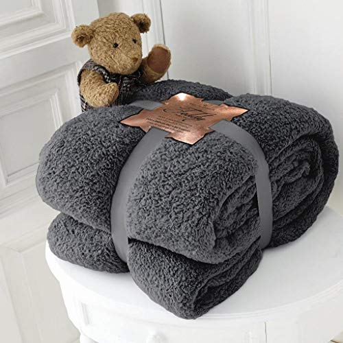 Hachette Teddy-Fleece-Überwurfdecke, weich, warm, Überwurf über Sofa, Bett, Reise, Tagesdecke, Decke (Anthrazit, Doppelbett - 150 x 200 cm) von Hachette ltd