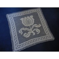 Häkeldecke Handarbeit Mitteldecke Filetmuster Sehr Feines Garn Weiß 59 cm X Schöne Hochwertige Arbeit Häkeldecke Handarbeit Mitteldecke Filetmuster Sehr Feines Garn Weiß 59 cm X Schöne Hochwertige Arbeit von Haekeliris