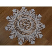 Häkeldecke Handarbeit Perlweiß Baumwolle Rund 50 cm Spitzenhäkelarbeit Grobes Garn Häkeldecke Handarbeit Perlweiß Baumwolle Rund 50 cm Spitzenhäkelarbeit Grobes Garn von Haekeliris