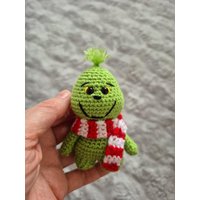 Kleiner Grinch, Weihnachtsdeko, Gehäkelt von Haekelperle