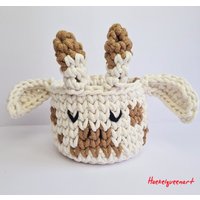 Anfertigung Giraffenkorb, Utensilo Gehäkelt, Giraffe, Giraffe "Gustav", Geschenk, Present, Giraffes, Geschenkkorb von Haekelqueenart