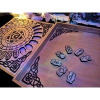 Hexe Minervas Runen Box . Aus Eigener Werkstatt. Unikat von HagazussasHain
