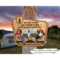 Ein Zertifizierter Glücklicher Camperbereich - Lustiges Geschenk Für Campingliebhaber, Paare Personalisiertes, Individuell Geformtes Holzschild von HakkiAsanStudio