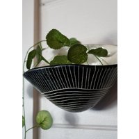 Schwarz-Weißer Wand-Blumentopf/Keramik-Wandtopf Keramik Sukkulententopf Zimmerpflanze Blumentopf von HalfLightHoney