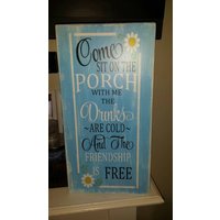 Setz Dich Auf Die Veranda Mit Mir, Getränke Sind Kalt Und Freundschaft Ist Frei, Rustikales Holzschild Für Setz Dich Auf Die Veranda Mit Mir, Getränke Sind Kalt Und Freundschaft Ist Frei, Rustikales Holzschild Für von HalliesCollectibles