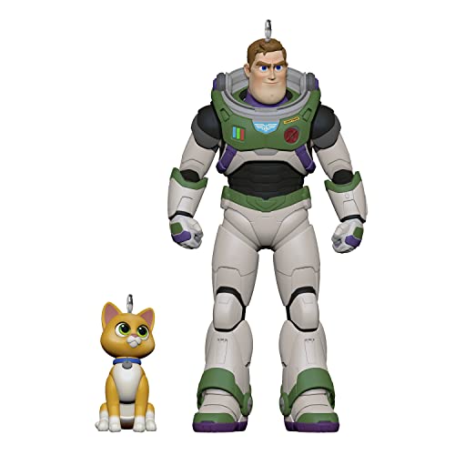 Hallmark Keepsake Weihnachtsschmuck 2022, Disney/Pixar Lightyear Buzz Lightyear und Sox, 2er Set Hallmark Keepsake Weihnachtsschmuck 2022, Disney/Pixar Lightyear Buzz Lightyear und Sox, 2er Set von Hallmark Keepsake