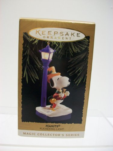 Hallmark Peanuts flackerndes Licht Ornament # 4–1994 Hallmark Peanuts flackerndes Licht Ornament # 4–1994 von Hallmark