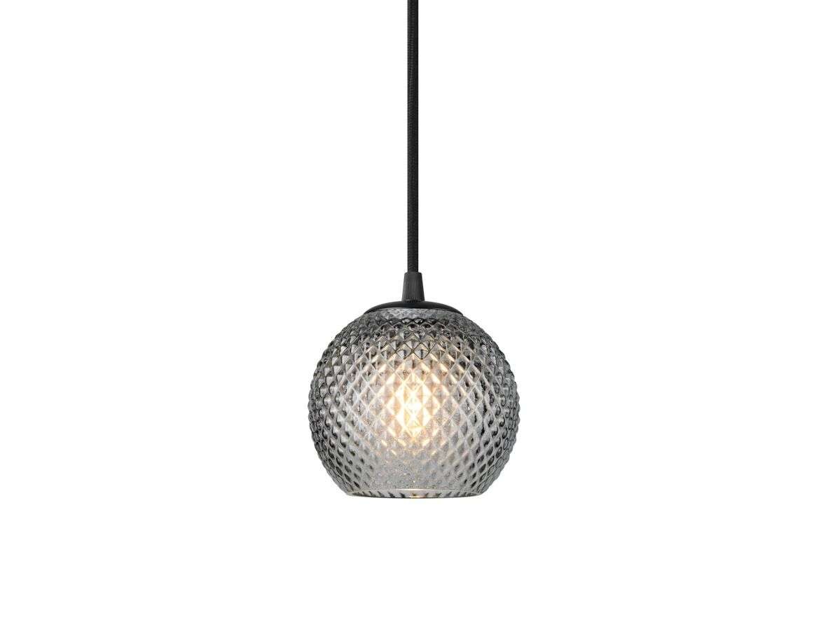 Halo Design - Nobb Ball Pendelleuchte Small Smoke/Black Halo Design von Halo Design