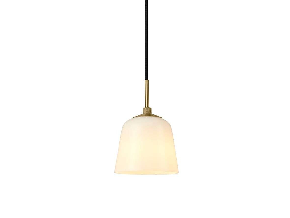 Halo Design - Room 49 Pendelleuchte Ø15 Antique Brass/Opal Halo Design von Halo Design