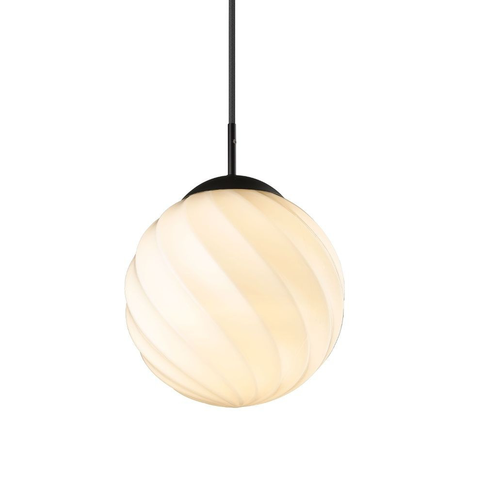 Halo Design - Twist Ball Pendelleuchte Ø25 Opal/Black von Halo Design