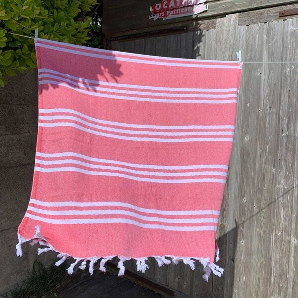 Hamam Originals Hamamtuch Ibiza in verschiedenen Farben mit schönem Fischgrät Muster. von Hamam Originals