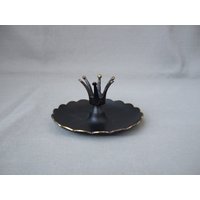 Kerzenständer Mit Krone Messing Kerzenhalter Schwarz Rund Mid Century Vintage von HamburgVintage