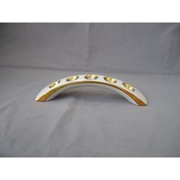 Kerzenständer Porzellan Weiß Gold Kerzenhalter Fünfflammig Mid Century Vintage Lindner Kueps Bavaria 257 Bogenförmiger Kerzenleuchter 5Er von HamburgVintage