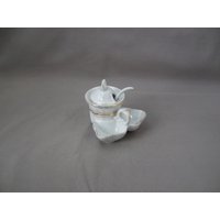 Menage Gewürzschale Porzellan Weiß Gold Mit Goldrand Antik Vintage Gewürz-Menage Menage Gewürzschale Porzellan Weiß Gold Mit Goldrand Antik Vintage Gewürz-Menage von HamburgVintage