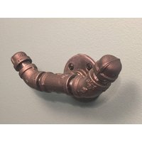 Industrie Home Decor Mehrzweck Wand Montiert Doppel 45 Grad Haken Kleiderhaken Von Hammerin' Hamster von HammerinHamster
