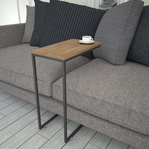Hanah Home Industrial Side Table with Wheeled Metal Legs, Oak Finish, 46 x 62 x 26 cm | 100% Melamine Coated Particle Board, 18 mm Thick | Stylish & Functional Hanah Home Industrial Side Table with Wheeled Metal Legs, Oak Finish, 46 x 62 x 26 cm | 100% Melamine Coated Particle Board, 18 mm Thick | Stylish & Functional von Hanah Home