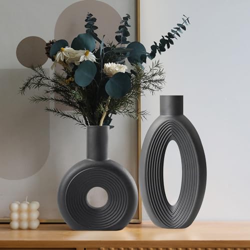 Hanaomaoyi Ovale ausgehöhlte runde Vase rustikale Home Decor einfach skandinavischen böhmischen Stil, Keramik-Vase 2 Stück Set für Bücherregal, Kaminsims und Eingang dekorative Vase (Schwarz) von Hanaomaoyi