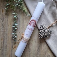 Personalisierte Taufkerze Mit Regenbogen Boho -Emilia - in Warmen Naturfarben Für Mädchen, Junge, Trockenblumen, Schleifen Personalisierte Taufkerze Mit Regenbogen Boho -Emilia - in Warmen Naturfarben Für Mädchen, Junge, Trockenblumen, Schleifen von HandMakeCandle