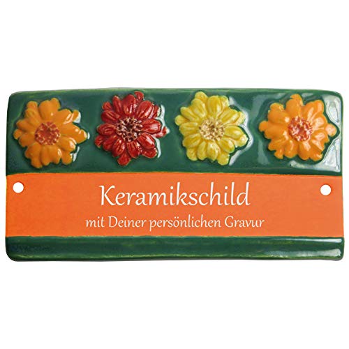 Handarbeit aus Schleswig-Holstein Keramikschild 16,5 x 8,5 cm Vier Blüten mit grünem Rand (Terracotta) von Handarbeit aus Schleswig-Holstein