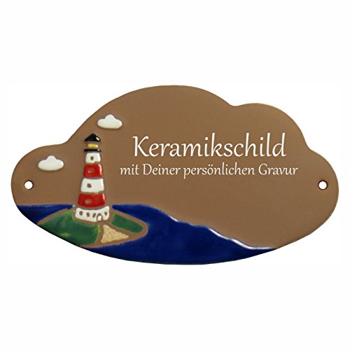 Handarbeit aus Schleswig-Holstein Keramikschild 18,0 x 9,5 cm Rot-Weißer Leuchtturm (braun) von Handarbeit aus Schleswig-Holstein