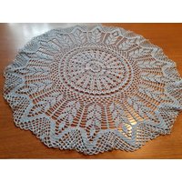 Runde Große Häkeldecke in Stahlblau Runde Große Häkeldecke in Stahlblau von Handarbeitstraum