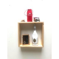 Wandregal, Hängender Cube, Handgefertigter Würfel Aus Massiv Leimholz Durchgehende Lamellen 100% Fsc®, in Verschiedenen Größen Und Farben von HandcrafVonKarlheinz