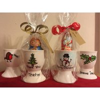 Weihnachtsgeschenk-Weihnachts-Eierbecher.lehrergeschenk-Personalisiertes Kinderweihnachtsgeschenk von HandedOnAPlate
