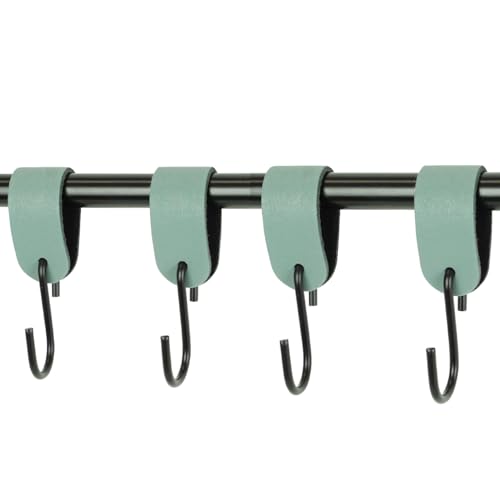 Handles and More - 4 x S Haken für Kleiderstangen - Blassgrün - Größe L - für max. Durchmesser 49mm - Kleiderhaken mit Lederschlaufe - Garderobenhaken aus echtem Leder - Fleischerhaken für Garderobe Handles and More - 4 x S Haken für Kleiderstangen - Blassgrün - Größe L - für max. Durchmesser 49mm - Kleiderhaken mit Lederschlaufe - Garderobenhaken aus echtem Leder - Fleischerhaken für Garderobe von Handles and more
