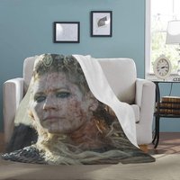 Lagertha Decke Fleece Schild Jungfrau Wikinger Dekoration Reisen Geschenke Für Sie Ihn von HandmadeArtShopCo