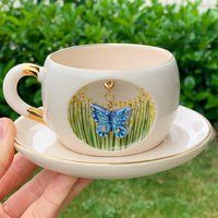 Handgemachte Keramik Schmetterlingsbecher 24K Gold Detail, Kaffee Teetasse von HandmadeBskCeramics