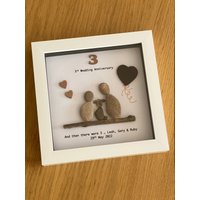 Paar Mit Hund Jahrestag Geschenk, Stein Bild Rahmen, Hochzeitstag Familientag Rahmen von HandmadeCraftsUKShop