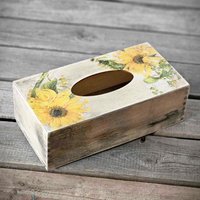 Vintage Taschentücherbox von HandmadeForUVonAnna