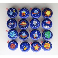 Space Knobs Astronaut Kommode Knäufe Rocket Mond Kinder Schubladenknöpfe Kinderknöpfe von HandmadeKnobs
