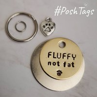 Fluffy Not Fat - Hundemarke Haustiermarke Hundehalsband Weihnachten Geschenkidee Fluffy Not Fat - Hundemarke Haustiermarke Hundehalsband Weihnachten Geschenkidee von HandmadePoshTags