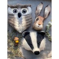 Grauer Eulen Wandschmuck, Grauer Hase, Eule Als Geschenk, Wanddeko Kinderzimmer, Kinderzimmer von HandmadewithwoolShop