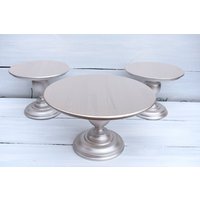 Silberne Holz Tortenständer Für Die Hochzeit Tischdekoration. 3Er Set Dessert Displays Silberne Holz Tortenständer Für Die Hochzeit Tischdekoration. 3Er Set Dessert Displays von HandsAndWoods