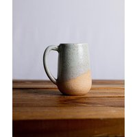 Großer Rundbodenbecher -16 Unzen - Handgemachte Keramikkaffeetasse von HandsOnCeramics