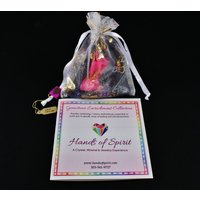 Edelsteinbeutel Für Das Selbstwachstum, 7-steine-Chakra-Heilungsset Im Organzabeutel Mit Referenzbroschüre von HandsofSpirit