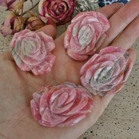 Rhodochrosit Hand Geschnitzte Rose, Blume Aus Capilitas, Argentinien. Kristall Blume, Herzchakra von HandsofSpirit