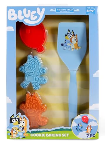 Handstand Kitchen Bluey Cookie Backset mit drei blauen Ausstechformen und Nylon-Ausstechformen von Handstand Kitchen