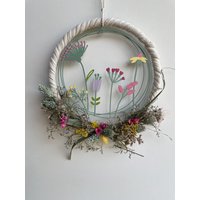 Trockenblumenkranz, Weißer Ring Mit Kordel Umwickelt, Flowerhoop, Floral Hoop, Wandkranz, Türkranz, Trockenkranz Trockenblumenkranz, Weißer Ring Mit Kordel Umwickelt, Flowerhoop, Floral Hoop, Wandkranz, Türkranz, Trockenkranz von HandwerkmitPfiff