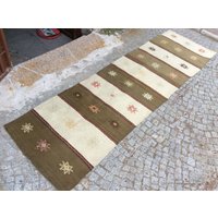 Kelim Teppich Wollteppich | Beige | 86x106 Inches Kelim Teppich Wollteppich | Beige | 86x106 Inches von HandwovenKilimRug