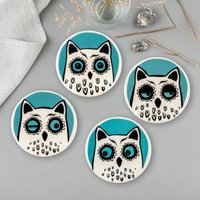 Owl Coaster Set, Vier Retro-Eulen-Designs Auf Diesen Keramik-Untersetzern Von Hannah Turner. Handgefertigte Keramikuntersetzer Mit 4 Eulenausdrücken von HannahTurnerShop