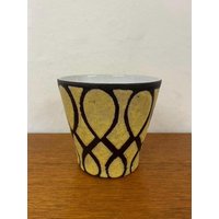 Fat Lava Blumentopf Aus Keramik in Gelb Und Schwarz 50Er Mid Century Vintage von HannoverVintagestore