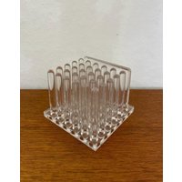 Guzzini Lucite Utensilo/Schreibtisch Organizer Stiftehalter Briefhalter Aus Kunststoff 80Er Vintage Guzzini Lucite Utensilo/Schreibtisch Organizer Stiftehalter Briefhalter Aus Kunststoff 80Er Vintage von HannoverVintagestore