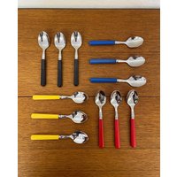 Set 12 Dibbern Teelöffel/Kleine Löffel Besteck Im Memphis Stil in Schwarz, Blau, Gelb Und Rot Vintage von HannoverVintagestore