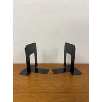 Set 2 Schwarze Buchstützen Aus Metall in Schwarz 70Er 80Er Mid Century Vintage Set 2 Schwarze Buchstützen Aus Metall in Schwarz 70Er 80Er Mid Century Vintage von HannoverVintagestore