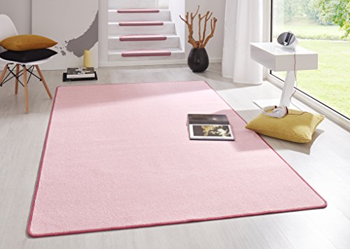 Hanse Home Indoor Teppich Fancy – Wohnzimmerteppich einfarbig Modern Velours Teppich für Esszimmer, Wohnzimmer, Kinderzimmer, Flur, Schlafzimmer, Küche – Rosa, 200x280cm Hanse Home Indoor Teppich Fancy – Wohnzimmerteppich einfarbig Modern Velours Teppich für Esszimmer, Wohnzimmer, Kinderzimmer, Flur, Schlafzimmer, Küche – Rosa, 200x280cm von Hanse Home
