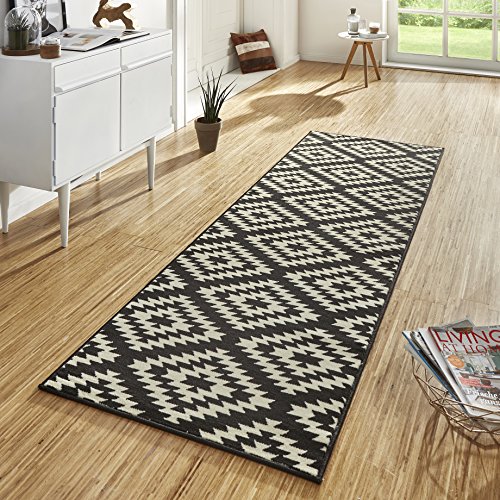 Hanse Home Teppich Läufer Nordic 80x450cm – Teppichläufer Weicher Kurzflor Teppich Modern Raute Design Läufer für Flur, Schlafzimmer, Kinderzimmer, Badezimmer, Wohnzimmer, Küche Dekoläufer – Schwarz von Hanse Home