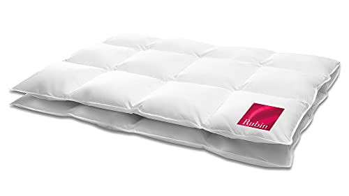 Hanskruchen 925.50.381 Rubin Daunendecke - 135 x 200 cm - Warm -100% Daunen, 840 gr. Hanskruchen 925.50.381 Rubin Daunendecke - 135 x 200 cm - Warm -100% Daunen, 840 gr. von Hanskruchen